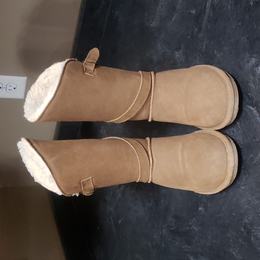 BearPaw boots